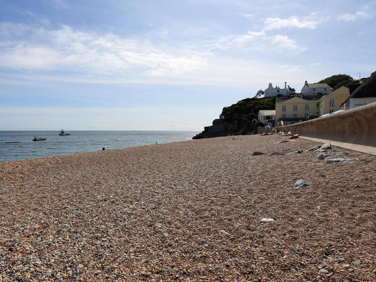 1 At The Beach Beesands Exterior foto